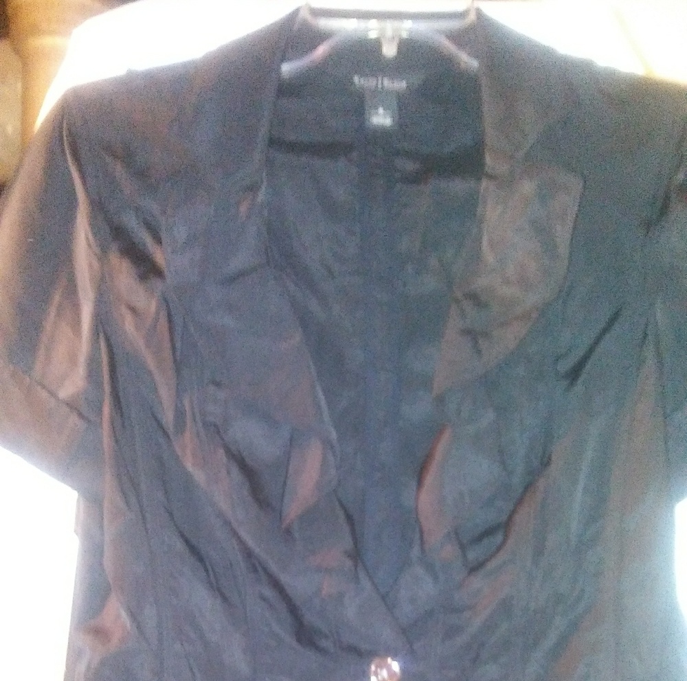Sexy all season black jacket, great with jeans